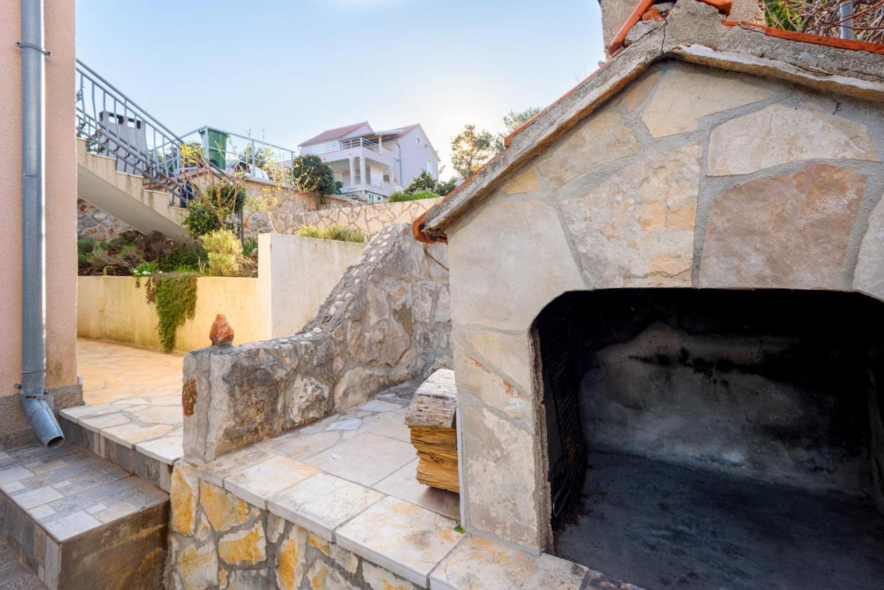 Apartments By The Sea Basina, Hvar - 11817 Vrbanj Ngoại thất bức ảnh