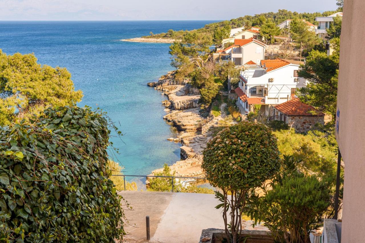 Apartments By The Sea Basina, Hvar - 11817 Vrbanj Ngoại thất bức ảnh