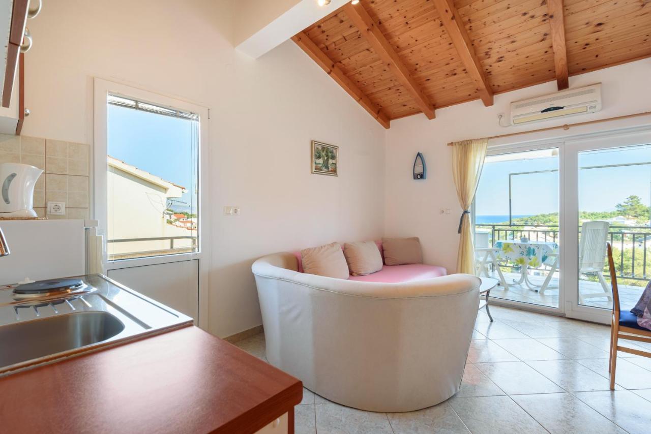 Apartments By The Sea Basina, Hvar - 11817 Vrbanj Ngoại thất bức ảnh